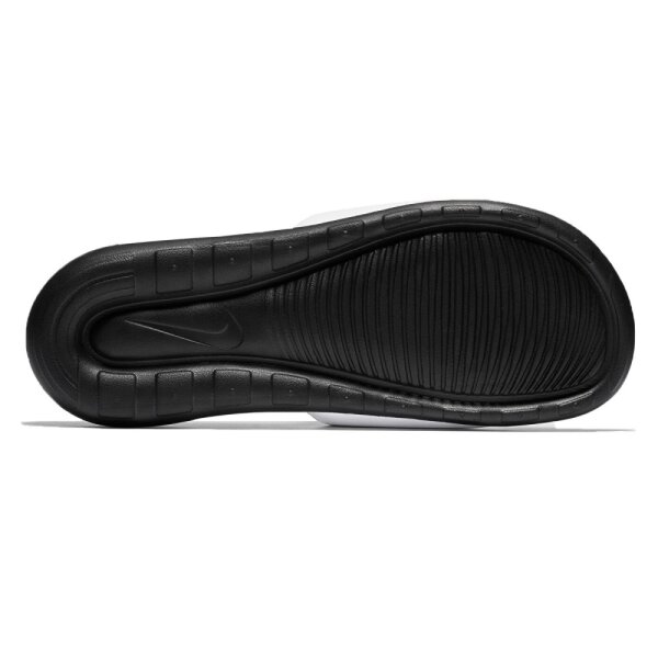 Nıke Vıctorı One Slıde Cn9675-005 48+ - 4