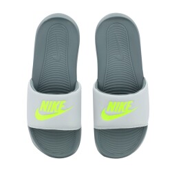 Nıke Vıctorı One Slıde Cn9675-011 (1)